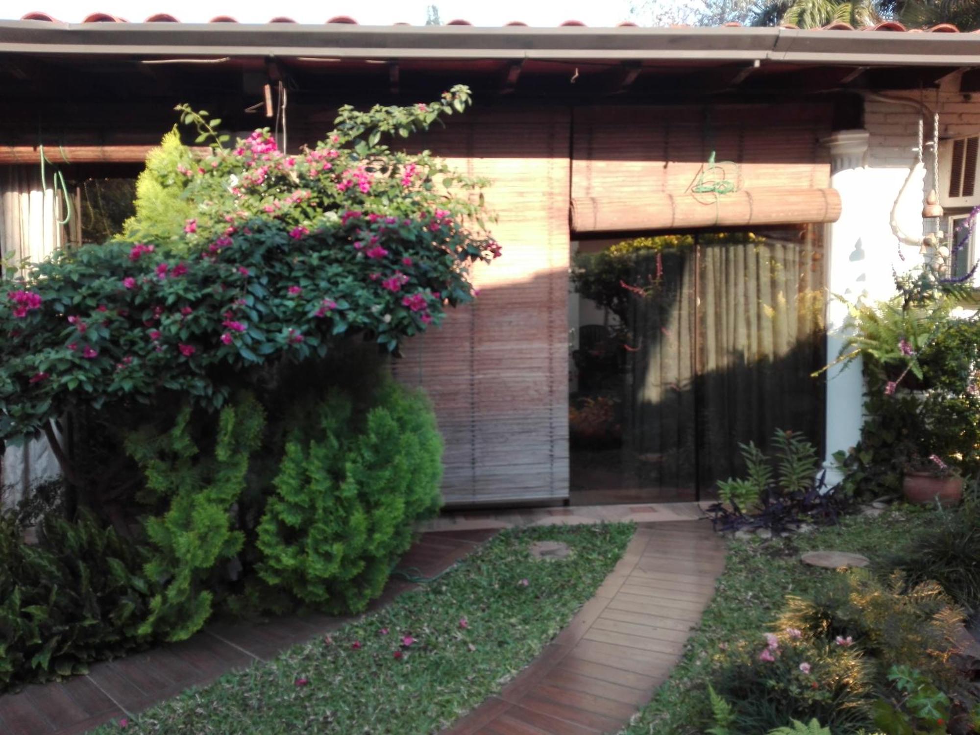Bed and Breakfast Granados Asunción Zewnętrze zdjęcie